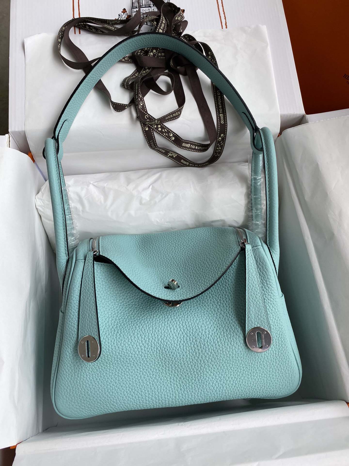 Hermes Lindy 26cm Handbag Shoulder Bag In Lagon Clemence Leather